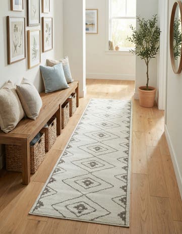 2' 7 x 10' Oslo Runner Rug
