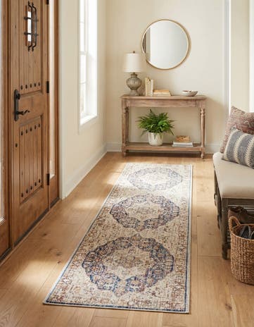 2' x 8' Deepa Runner Rug