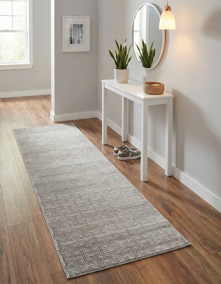 Detail image of Jill Zarin 2' 7 x 8' Uptown Park Avenue Runner Rug