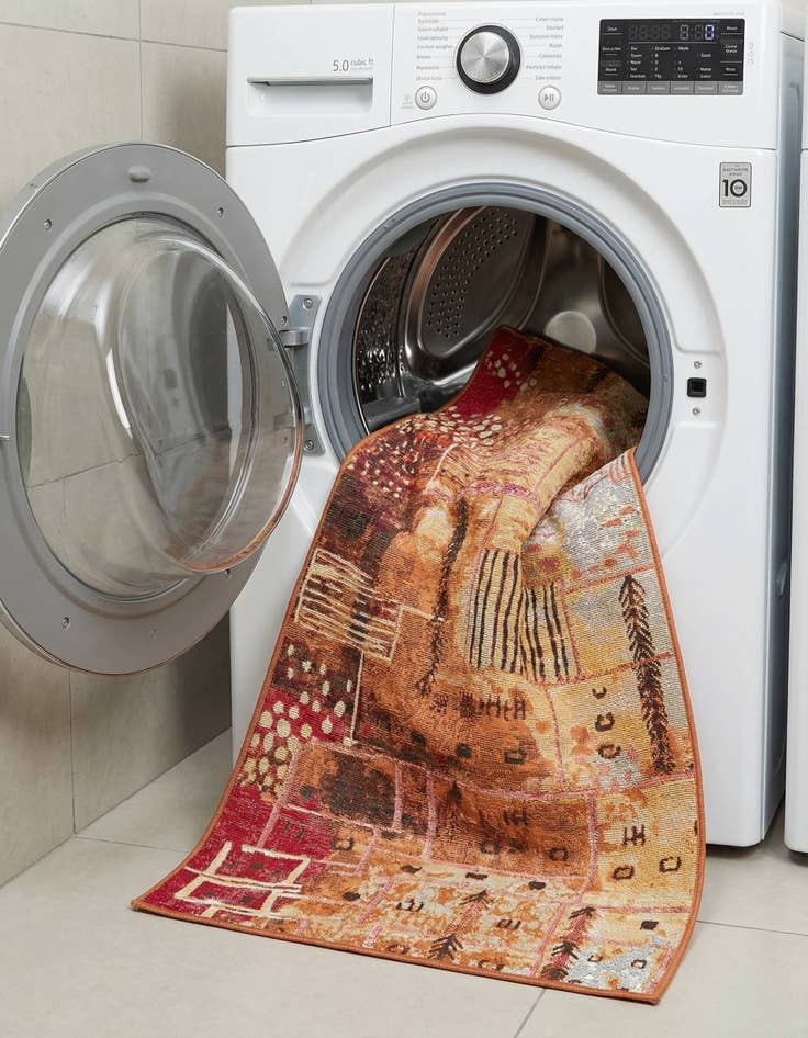 Detail image of 2' 7 x 7'  Washable Modern Indoor / Outdoor Runner Rug