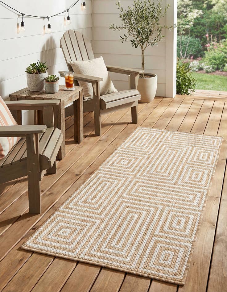 Detail image of 2' x 4'  Washable Modern Indoor / Outdoor Runner Rug