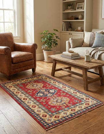 2' 7 x 3' 9 Hand Knotted Kazak Oriental Rug