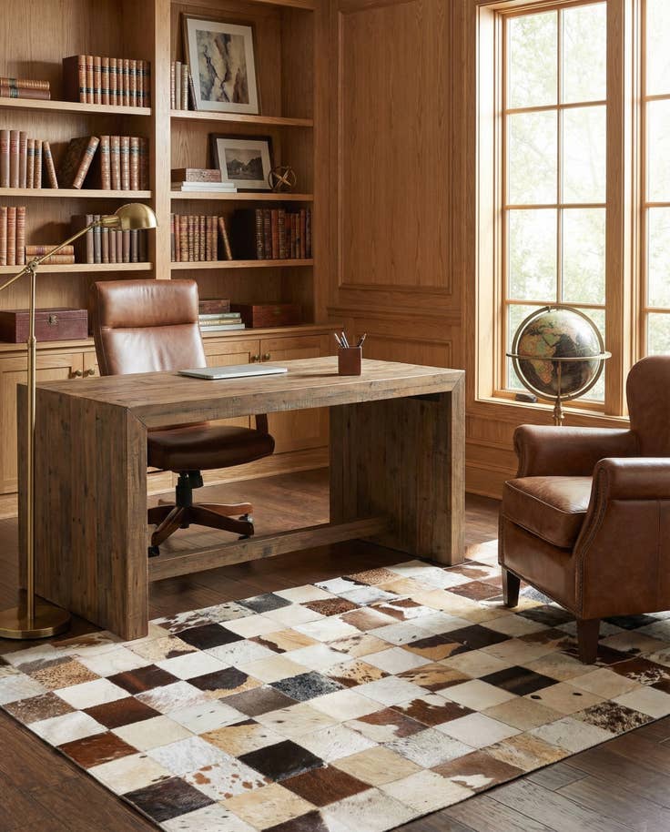 Detail image of 5' x 7' 10 Cowhide Rug
