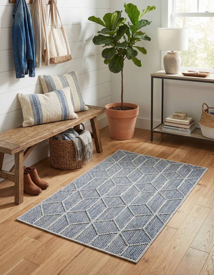 Detail image of 2' x 3' 1  Washable Trellis Indoor / Outdoor Rug