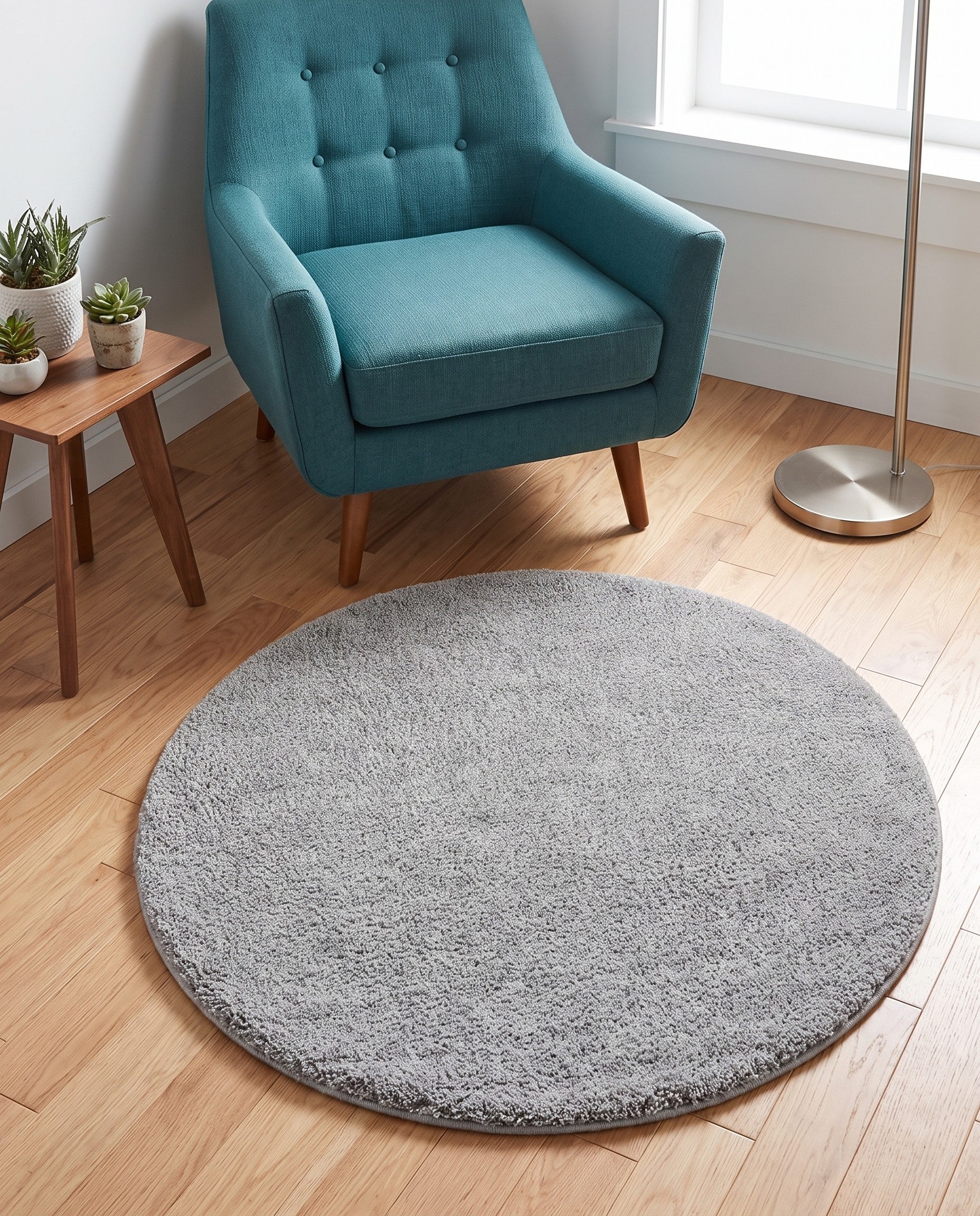 3' 3 x 3' 3 Soft Solid Shag Round Rug