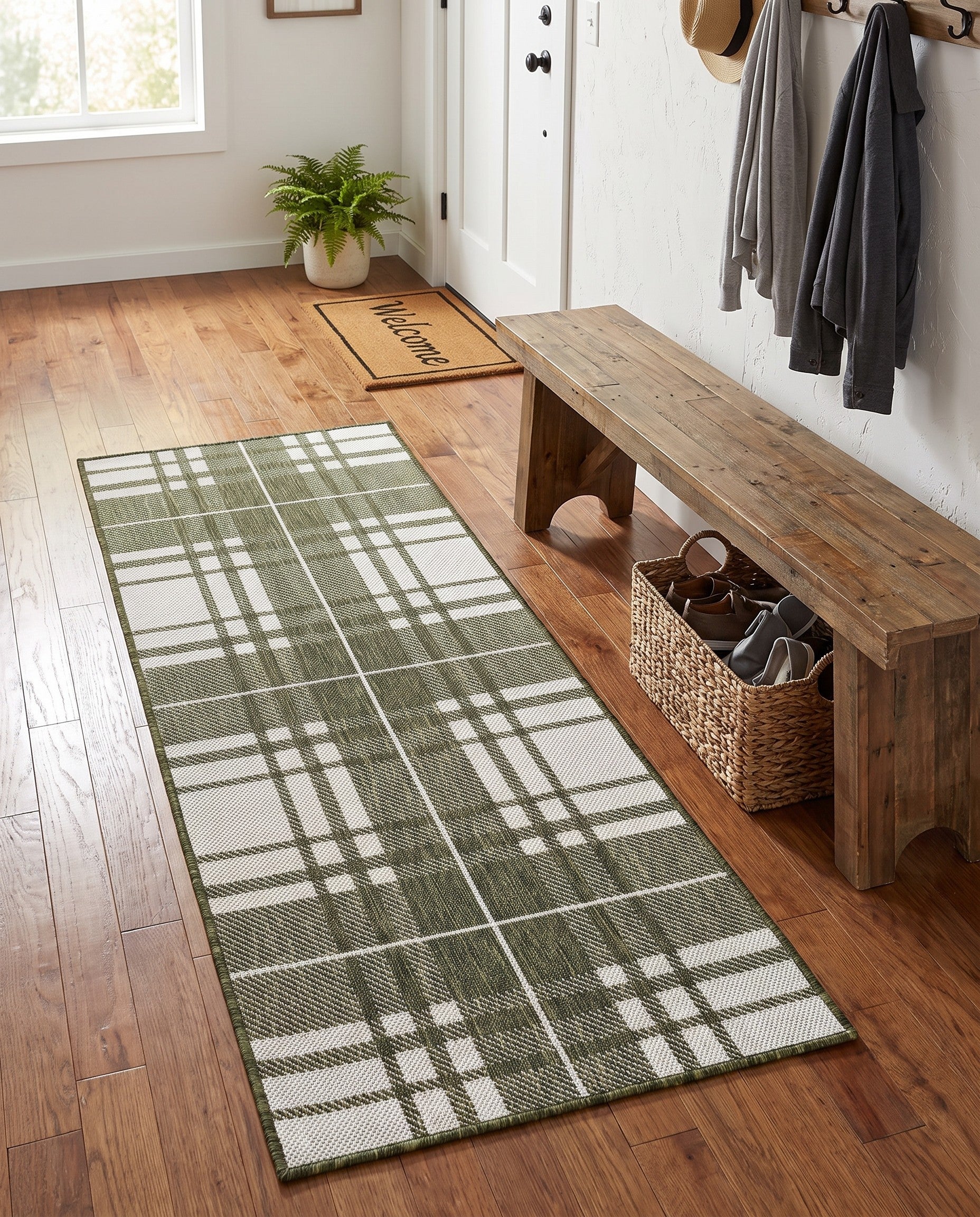 2' x 5' 3 Easy-Clean Checkered Indoor / Outdoor Runner Rug