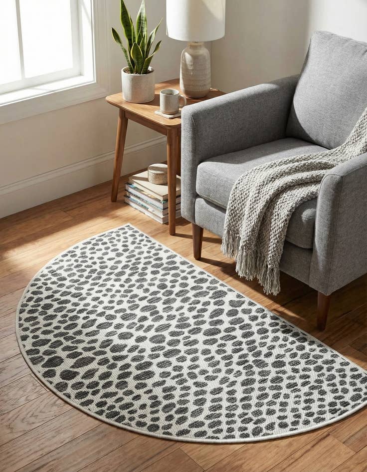 Detail image of 2' 2 x 3' 7 Easy-Clean Jill Zarin Cape Town Indoor / Outdoor Hearth Rug