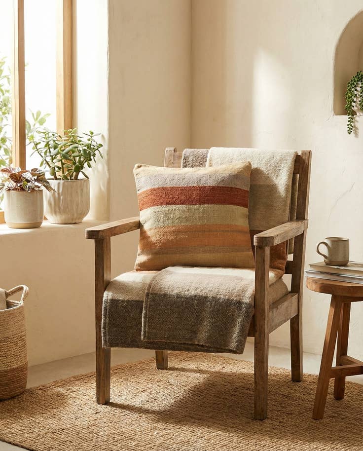 Detail image of 1' 5 x 1' 6 Hand Woven Pillow Wool Square Rug