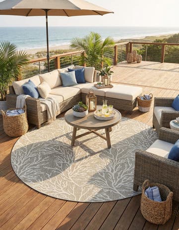 13' x 13' Easy-Clean Coastal Indoor / Outdoor Round Rug