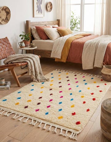 3' 4 x 4' 9 Hand Knotted Moroccan Wool Rug