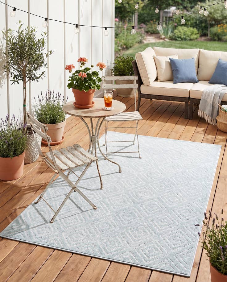 Detail image of 4' x 6' Easy-Clean Sabrina Soto Indoor / Outdoor Rug