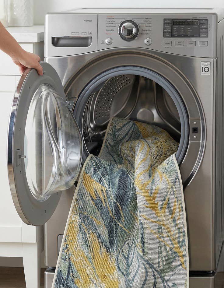 Detail image of 2' x 6'  Washable Botanical Indoor / Outdoor Runner Rug