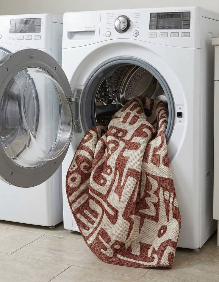 Detail image of  6' x 6'  Washable Modern Indoor / Outdoor Round Rug