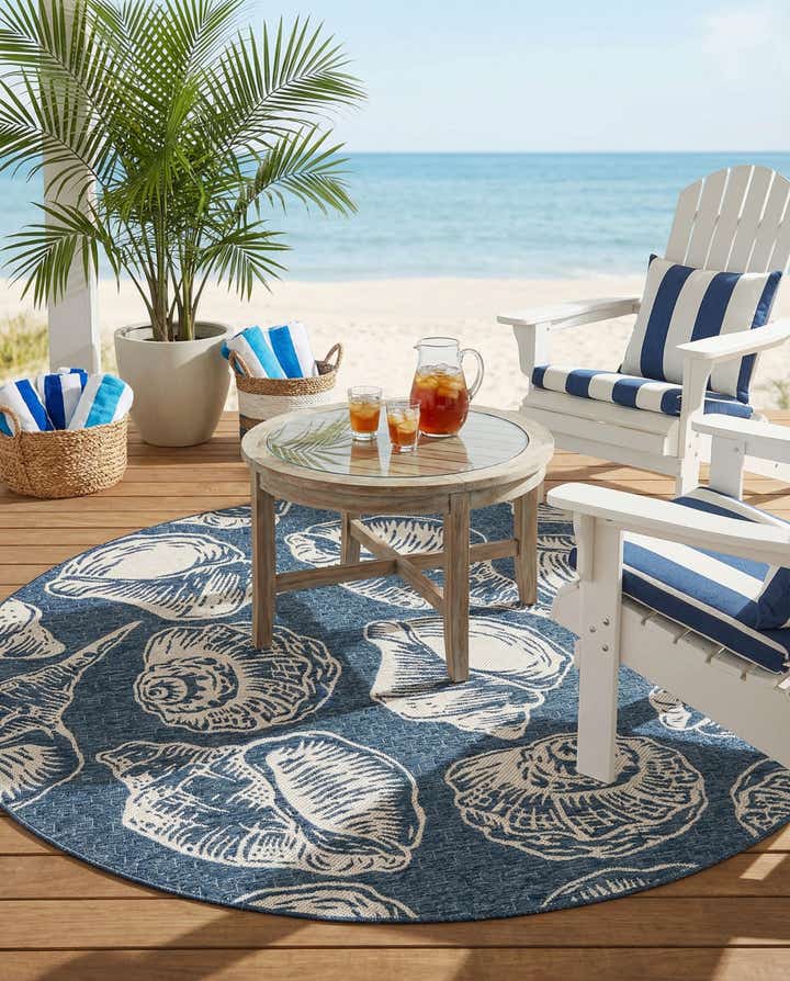 7' 10 x 7' 10 Easy-Clean Coastal Indoor / Outdoor Round Rug