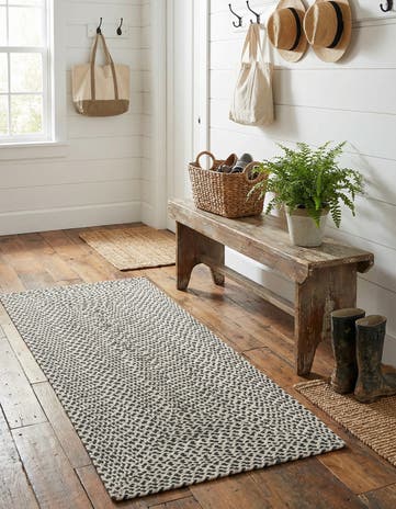 2' x 4' 1 Handmade Tweed Braided Jute Runner Rug