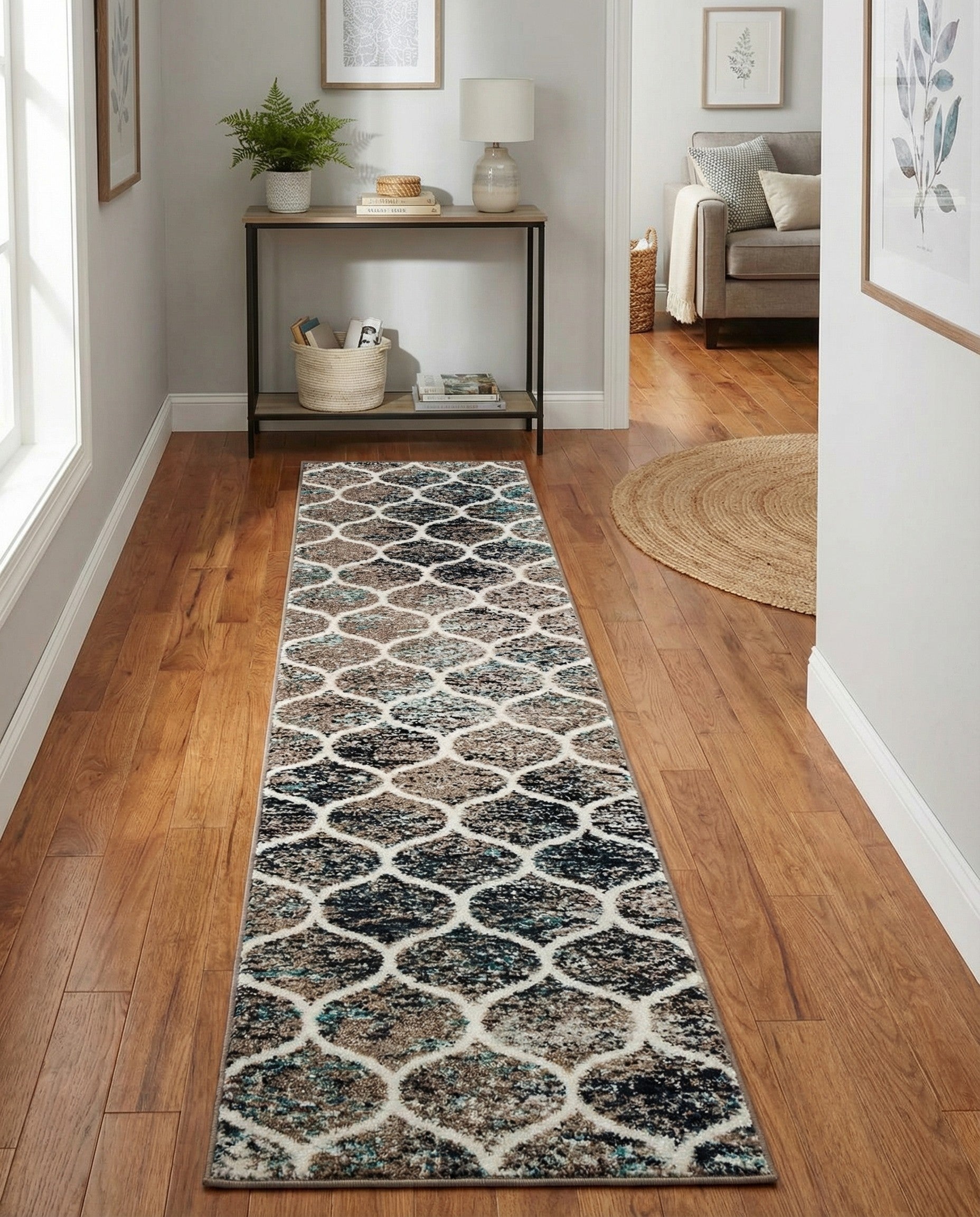  2' x 8' 8 Lattice Frieze Runner Rug