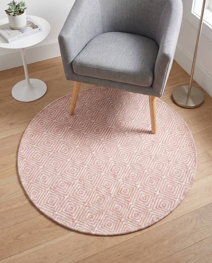 Detail image of 3' 1 x 3' 1 Hand Woven Geo Trellis Flatweave Round Rug
