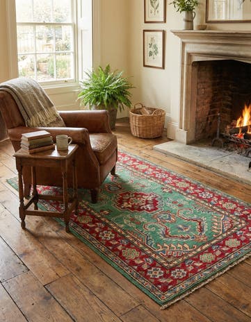2' 7 x 4' 1 Hand Knotted Kazak Rug