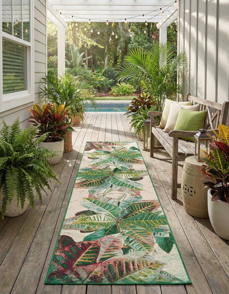 Detail image of 2' 7 x 10'  Washable Botanical Indoor / Outdoor Runner Rug