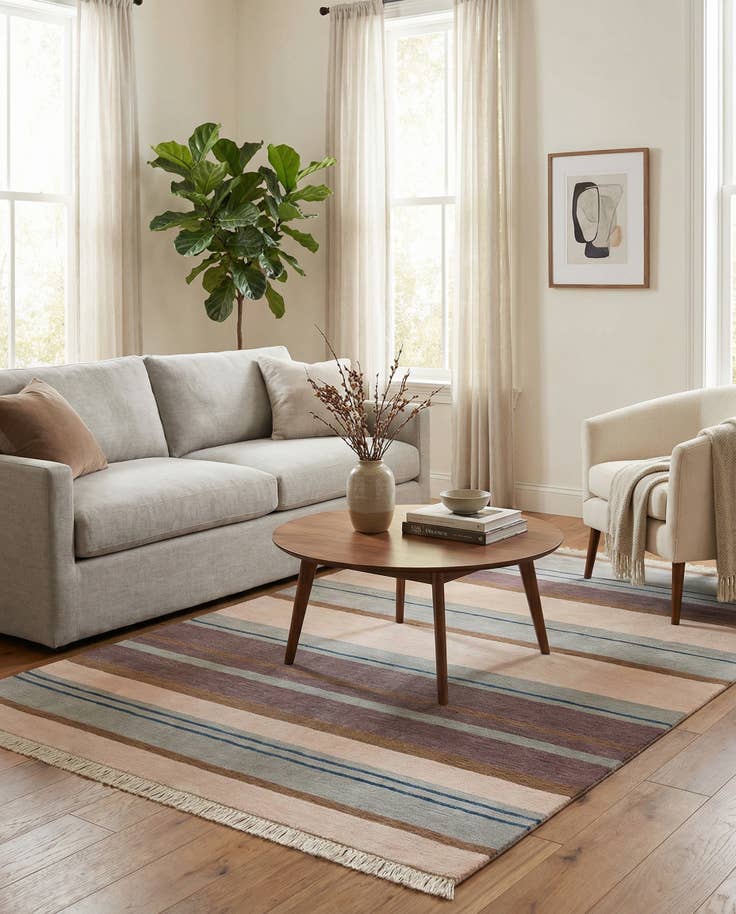 Detail image of 4' 11 x 6' 7 Hand Knotted Darya Wool Rug