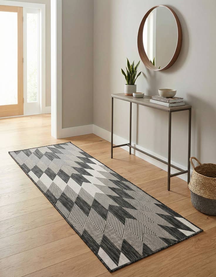 Detail image of 2' x 5' 3 Easy-Clean Modern Indoor / Outdoor Runner Rug