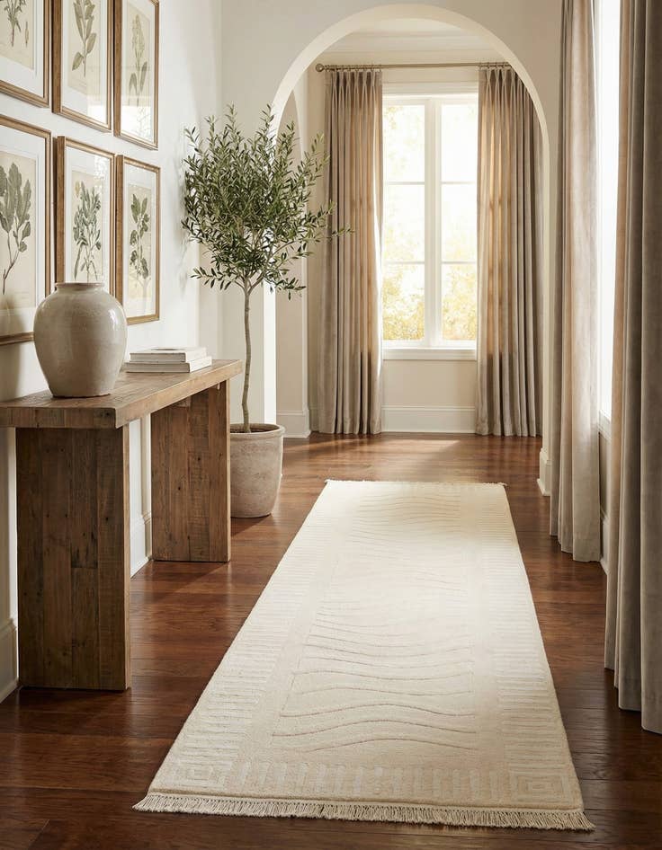 Detail image of 2' 9 x 9' 8 Darya Runner Rug