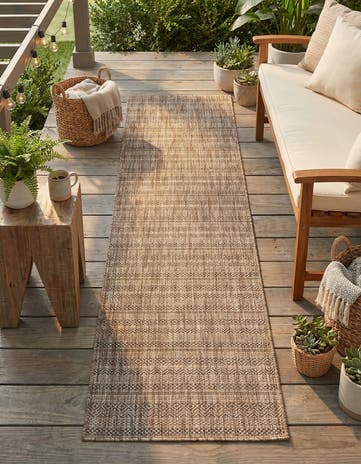 2' 7 x 12' Easy-Clean Ribbon Indoor / Outdoor Runner Rug