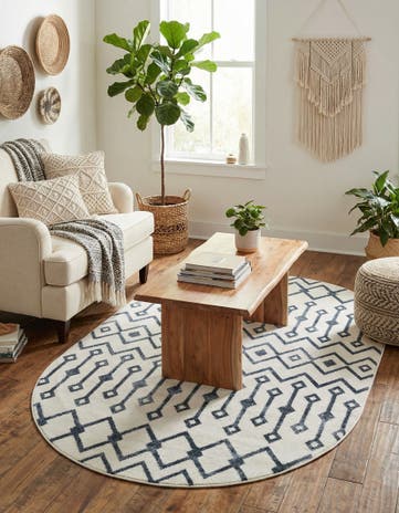 Coastal White Bohemian Trellis Oval Rug