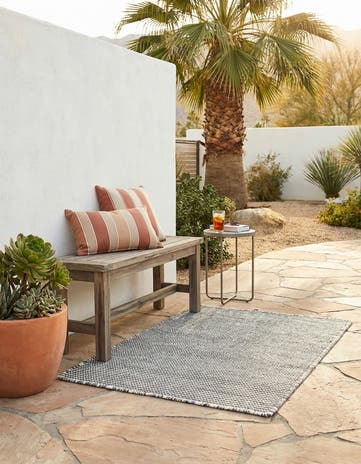 2' 3 x 3' 3 Easy-Clean Jill Zarin Palm Springs Wool Indoor / Outdoor Rug