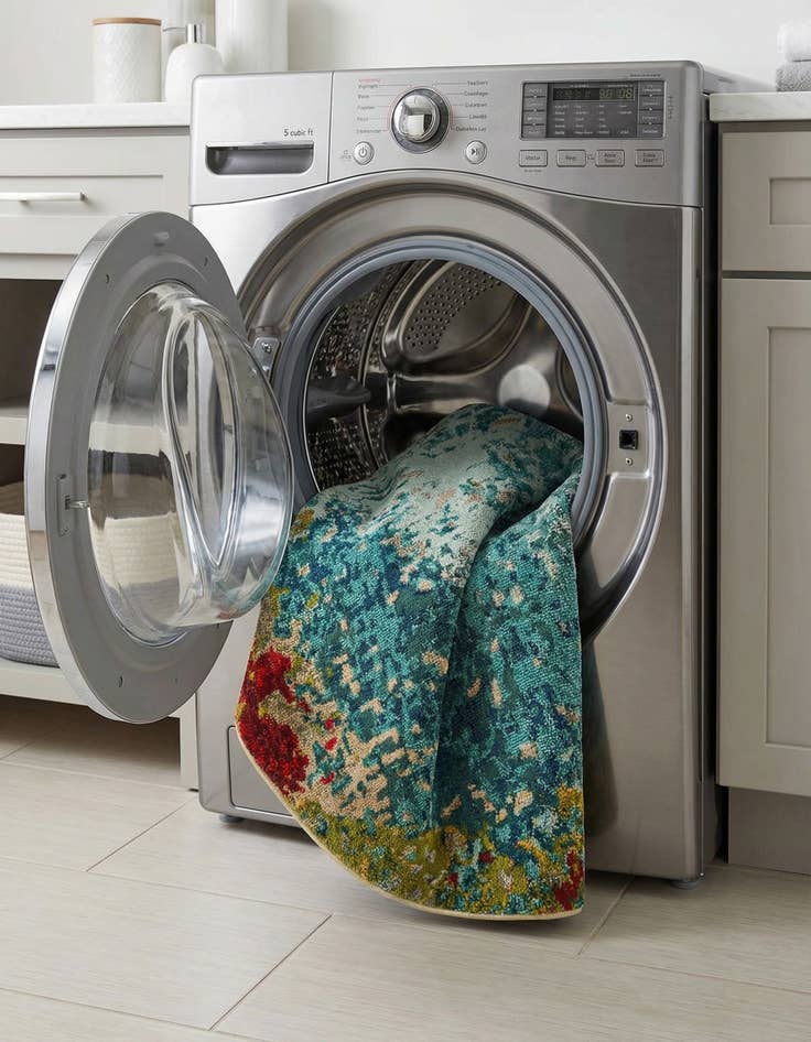 Detail image of 6' x 6'  Washable Casablanca Round Rug