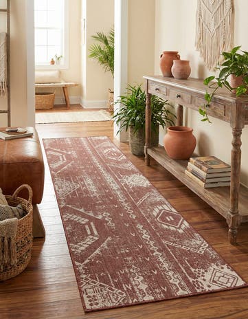 3' 3 x 14' Easy-Clean Bohemian Indoor / Outdoor Runner Rug
