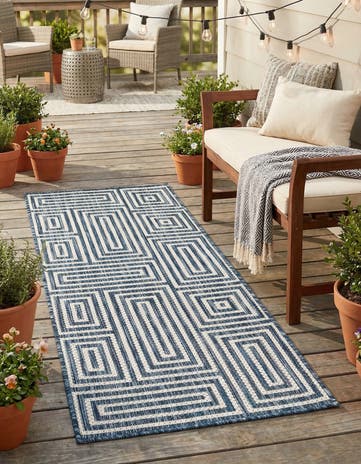 2' x 5' 3 Easy-Clean Modern Indoor / Outdoor Runner Rug