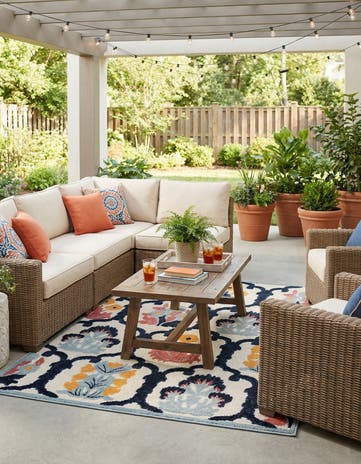 Ivory Easy-Clean Belize Indoor / Outdoor Rug