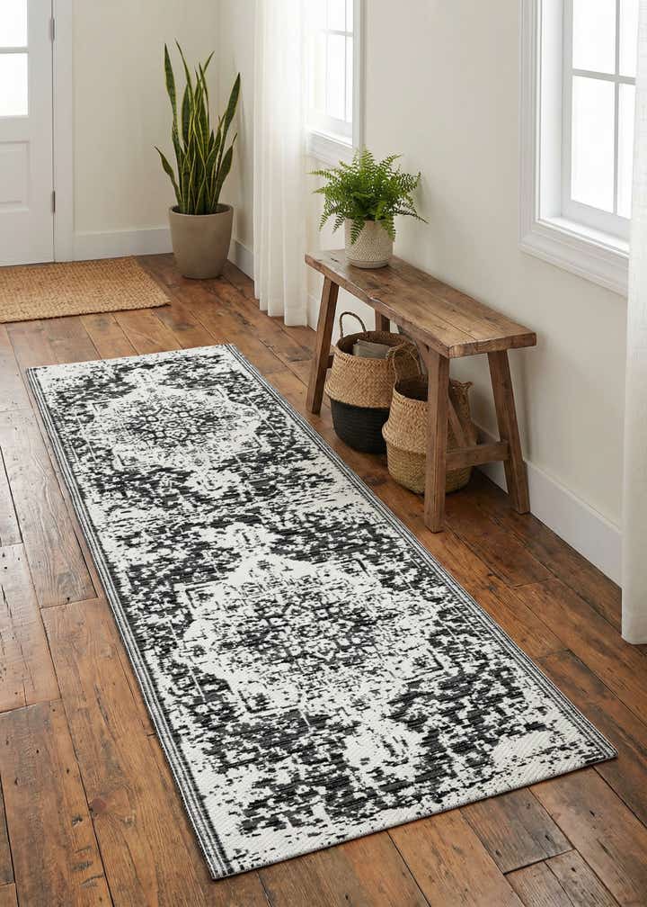 2' x 6' Easy-Clean Vista Breeze Indoor / Outdoor Runner Rug