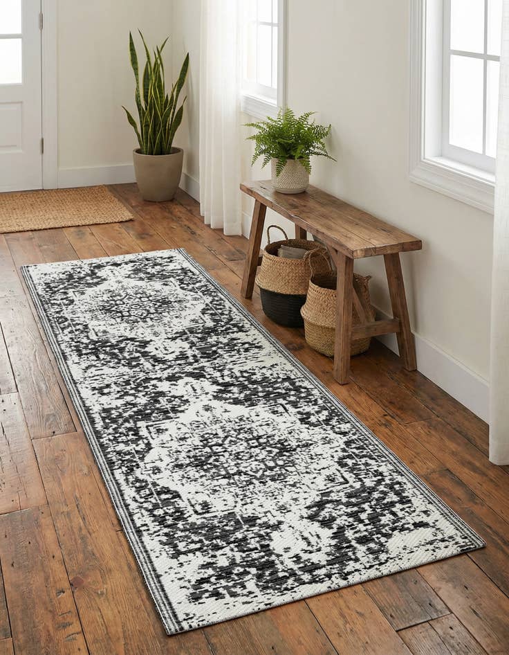 Detail image of  2' x 6'  Washable Vista Breeze Indoor / Outdoor Runner Rug