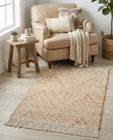  2' x 3' 1  Hand Braided Jute Rug
