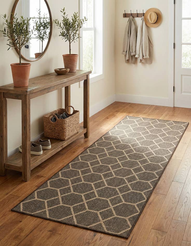 Detail image of 2' 9 x 6' Dunes Runner Rug