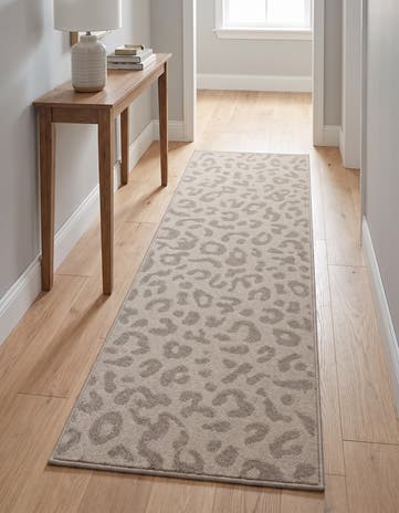2' x 6' Contour Runner Rug