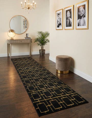 2' 7 x 12' Marilyn Monroe™ Glam Deco Runner Rug