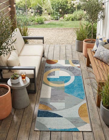 2' x 5' 1 Easy-Clean Modern Indoor / Outdoor Runner Rug