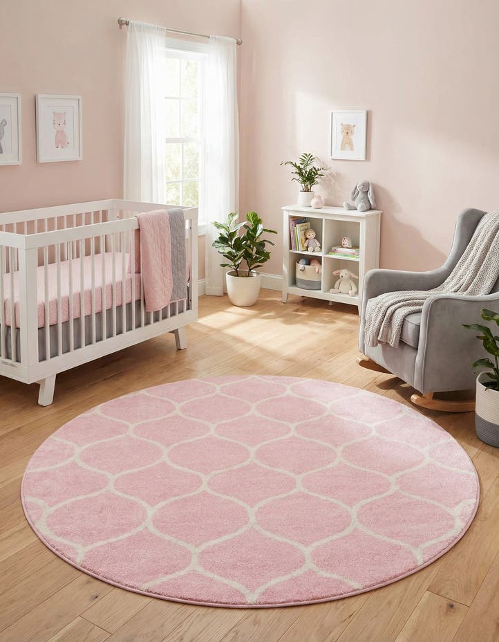 4' x 4' Lattice Frieze Round Rug