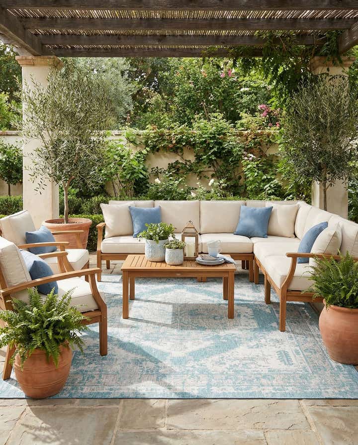 10' x 10' Easy-Clean Traditional Indoor / Outdoor Square Rug