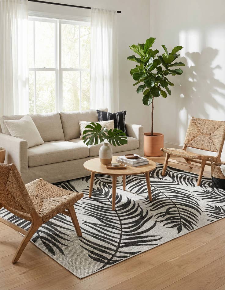 Detail image of 6' x 9'  Washable Botanical Indoor / Outdoor Rug