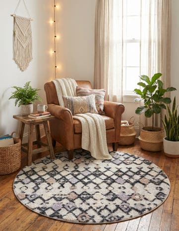 Sand Cherokee Round Rug