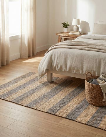4' 1 x 6' 1 Handmade Braided Jute Rug