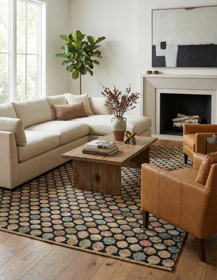 Detail image of 6' 1 x 9' 4  Hand Knotted Darya Wool Rug