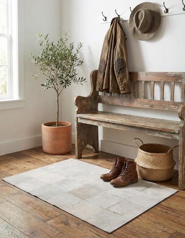 2' x 3' Cowhide Leather Rug