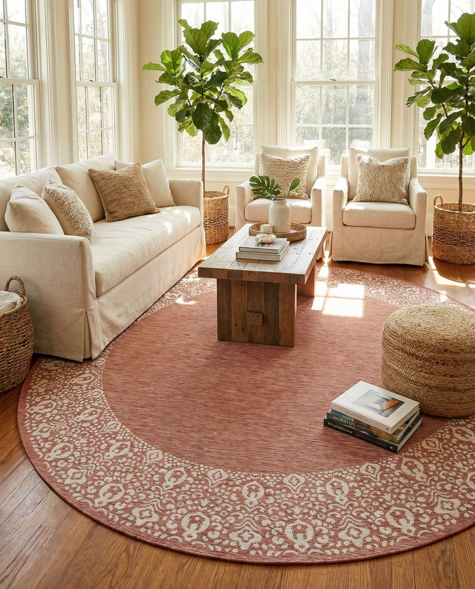 13' x 13' Easy-Clean Border Indoor / Outdoor Round Rug