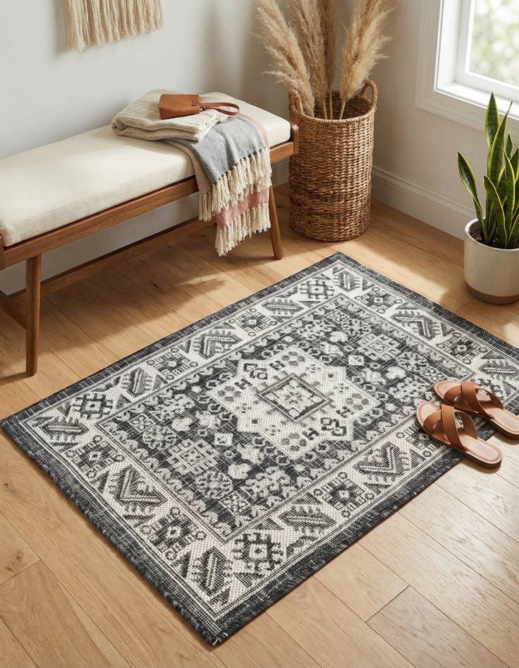 Detail image of 2' x 3'  Washable Aztec Indoor / Outdoor Rug