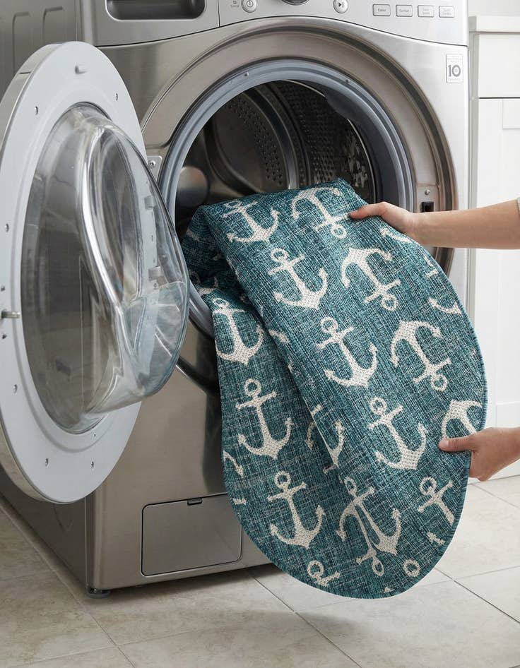 Detail image of 3' x 5' 3  Washable Coastal Indoor / Outdoor Oval Rug